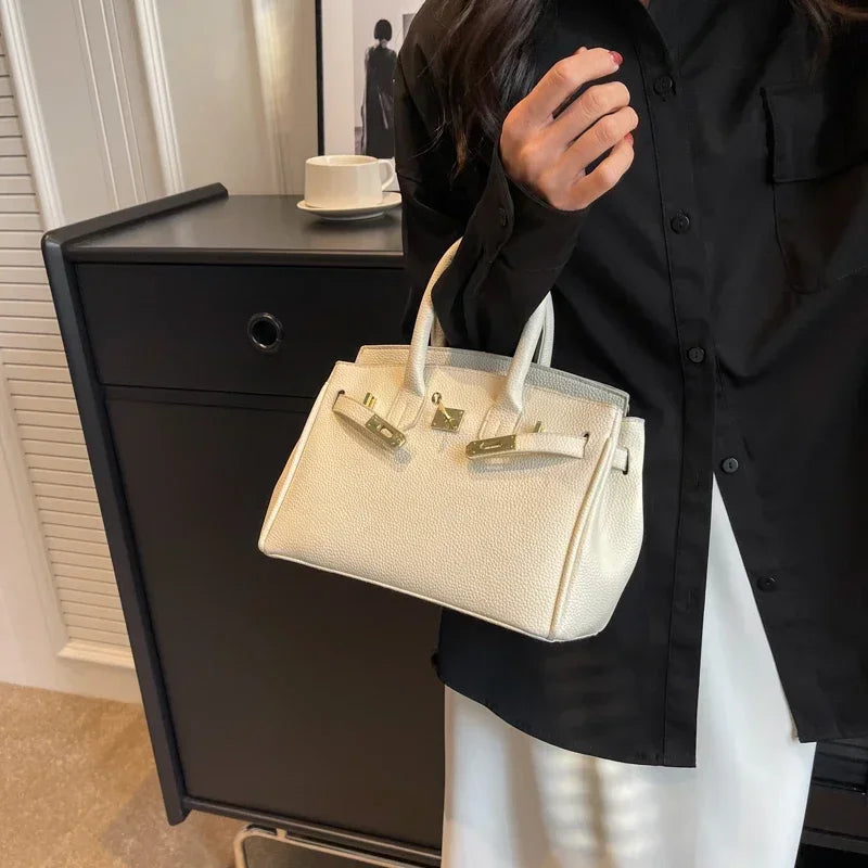 Pochette parisienne Chic de couleur unie, sac à main à bandoulière tendance pour femmes, acheteur élégant en cuir avec Logo de lettre de créateur