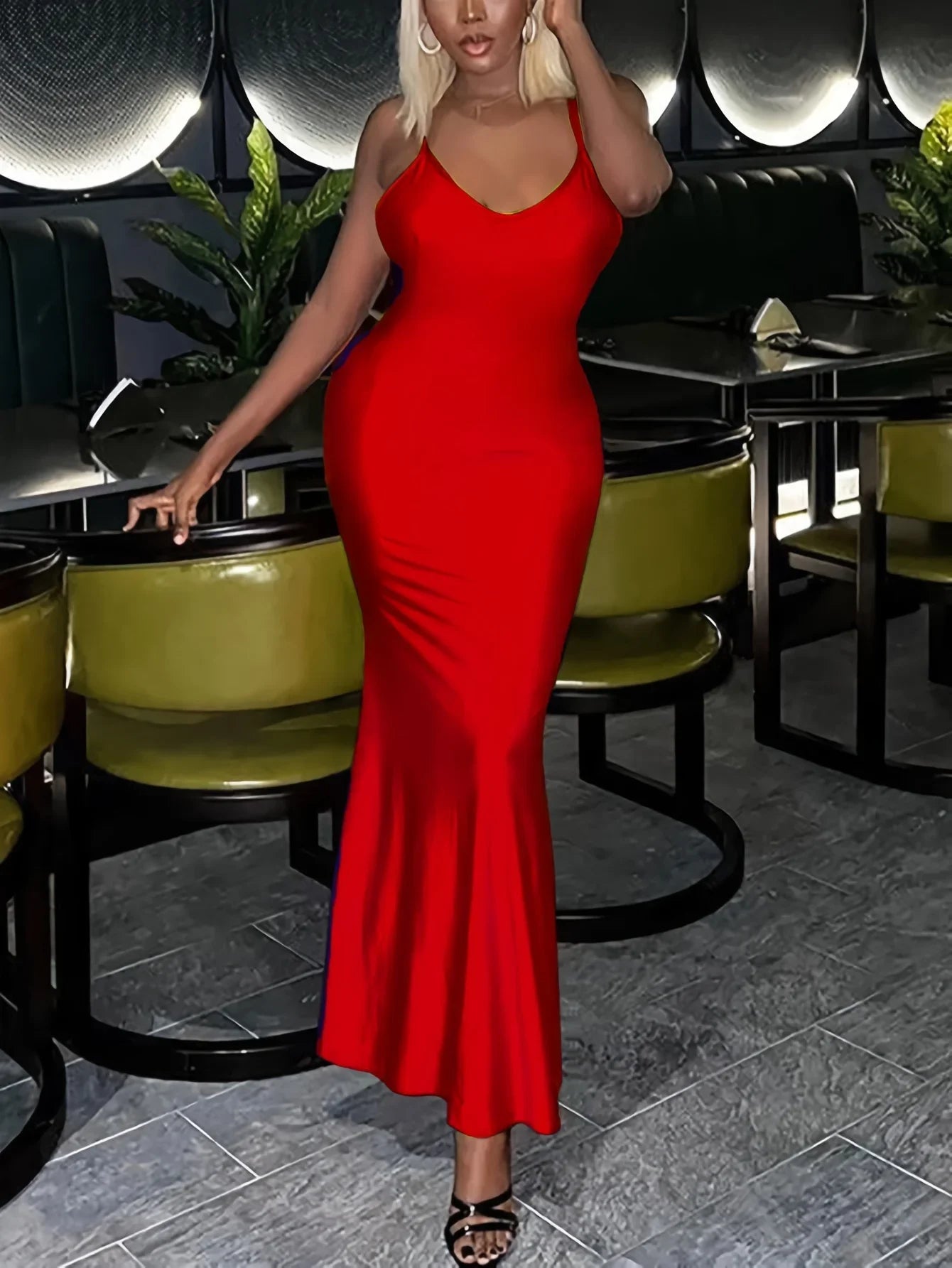 Robe Maxi rouge à bretelles Spaghetti pour femmes, Sexy, sans manches, dos nu, froncée, Slim, tenue de soirée, Clubwear, été, 2024